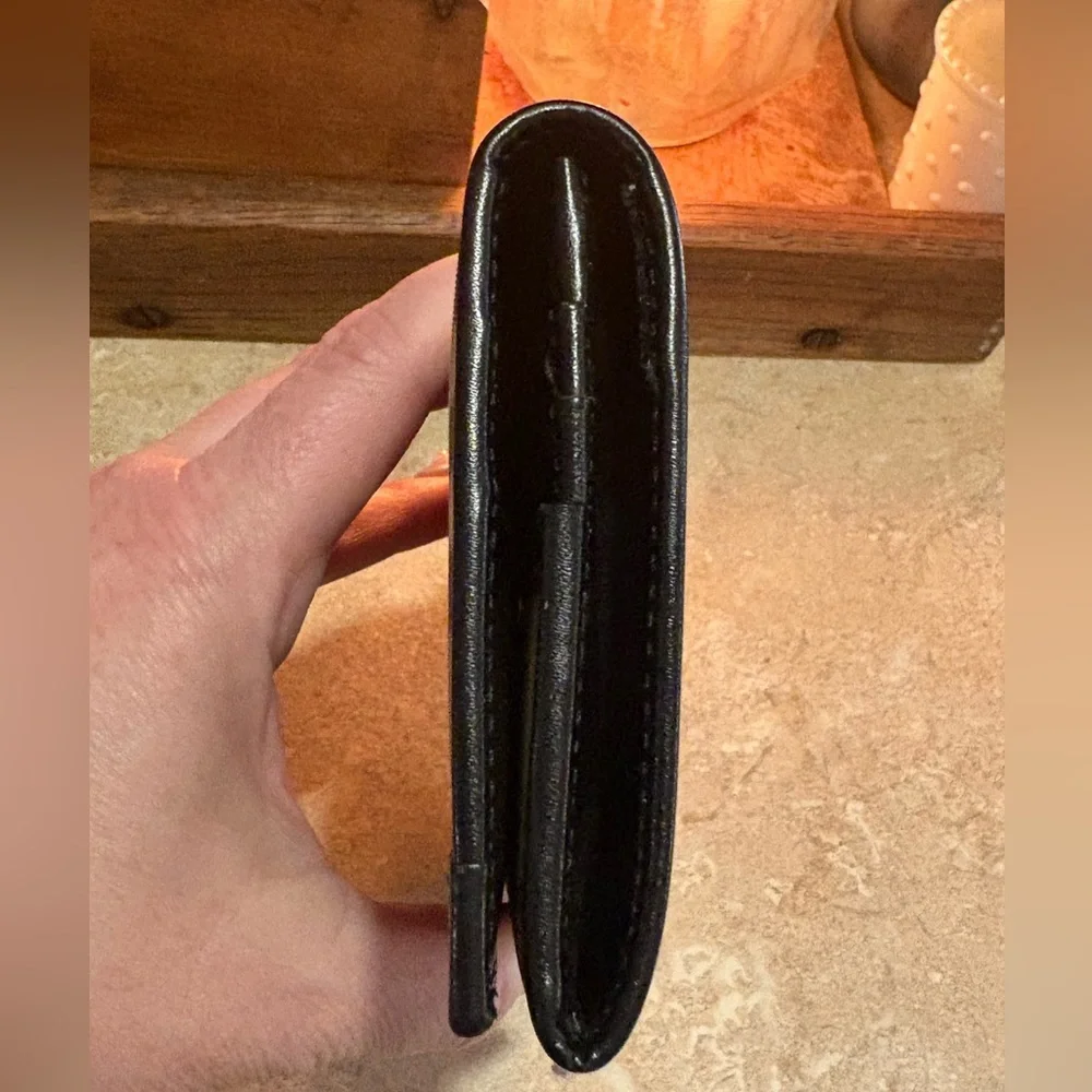 Burberry Authentic Nova Check Wallet - Picture 3 of 13